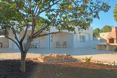 Image de Villa Piro: detached villa with garden, veranda and Bbq, Litorale di Manduria
