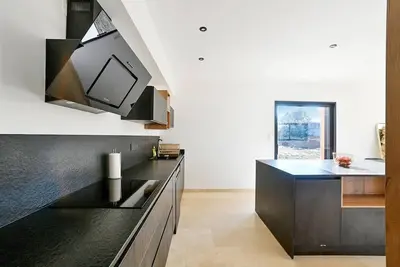 Image de Maison provençale & spacieuse avec piscine