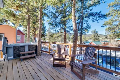 Image de Adorable Tiny Home w/ Mtn Views in Woodland Park!