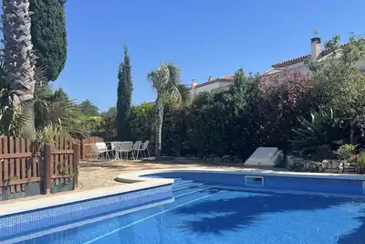 Image de Villa à Miami Platja avec charme et confort