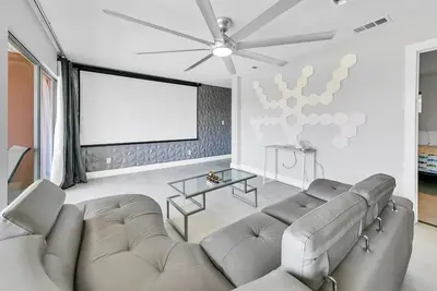Image de 230 Stylish 1 Bedroom Condo 3 pools