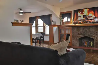 Image de All Inclusive! Clean, Comfortable & Fully Furnished Apartment for Travelers Un. 1