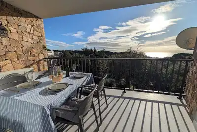 Image de Apartamento Lissa con vista al mar y aire condicionado