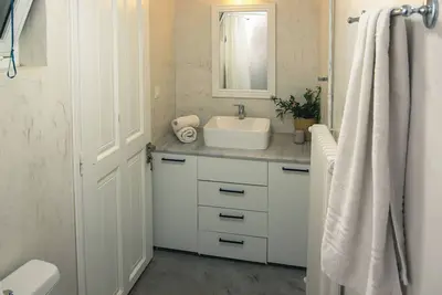 Image de Gigi Star Lodgings Family Apartment 6 People with Pool, Private Patio, Seaview