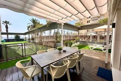 Image de Home 65e - Oceanfront with Private Terrace