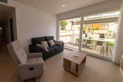 Image de Home 65f - Beachfront with Private Terrace