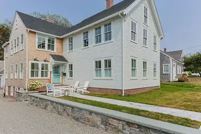 Amazing New Home, Steps From Lighthouse Beach!