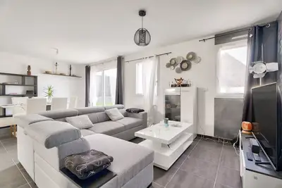 Maison récente et cosy pour 6 avec jardin