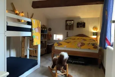 Image de Détente & Confort : Maison de campagne avec piscine et jardin