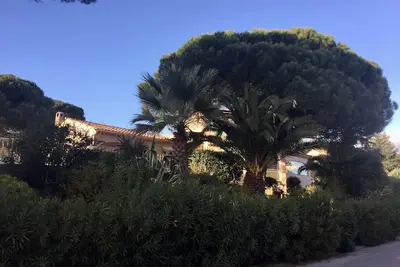 Image de Jolie villa provençal résidentiel  sur le golf de l’Esterel, 4kms des plages