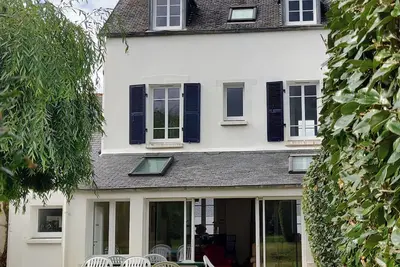 Image de Maison à 800m bord de mer avec jardin clos dans le bourg