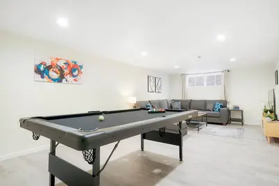 Image de Revere Game House w/ Pool Table, Sleeps 14