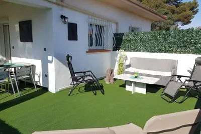 Image de St-Aygulf - T3 avec balcon/terrasse, parking, calme, centre à 400m, plage à 700m