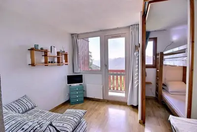 Image de 150m du centre station, étage -2, balcon, télévision, casier à ski, 20m², Peisey-Vallandry