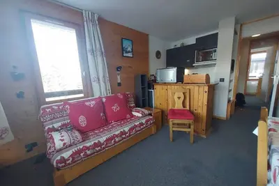 Image de À 50m des pistes de ski, 2ème étage, balcon, casier à ski, 27m², Valmorel