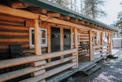 Image de Pine Cabin: Mountain Escape | Sleeps 4 | Bathroom