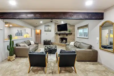 Image de Private Patio & Yard: Pet-Friendly Bulverde Home