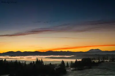 Image de Charming 7-bedroom lodge half way between Portland and Seattle