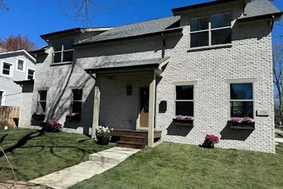 Charming Downtown Retreat