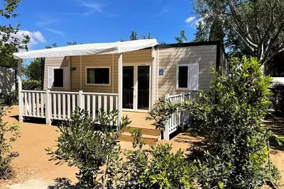 Image de Mobil-home | Comfort | 3 Ch. | 6 pers. | Terrasse surélevée | A/C | Tv