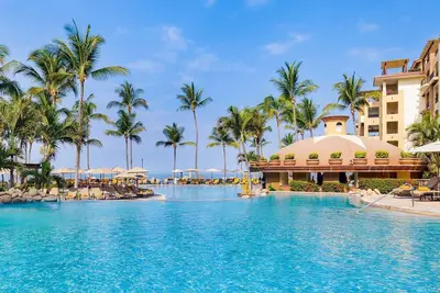 Image de Special Discount -  March 11–18\nOceanfront Presidential Ph 3br Villa La Estancia