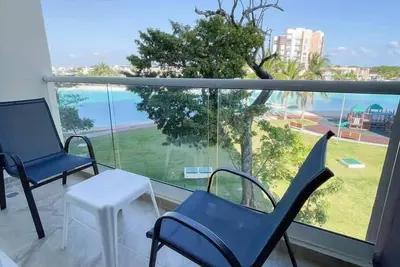 Image de 2 bedroom apartment and giant pool