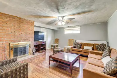 Image de Work & Play in Alexandria! Dmv Commuter Base