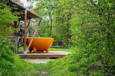 Image de Erfgoed Bossem - Stoer Lodgetent Xl Hottub