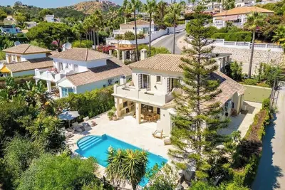 Image de Boho Mediterranean House with Pool