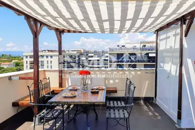 Image de Flat with solarium, parking and swimming pool