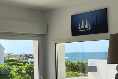 Image de Villa vue mer avec piscine intérieure chauffée