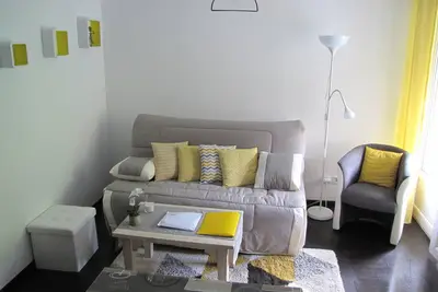 Image de T2 de L'Yse classé 2**, balcon vue sur la montagne, piscine, wifi, parking.