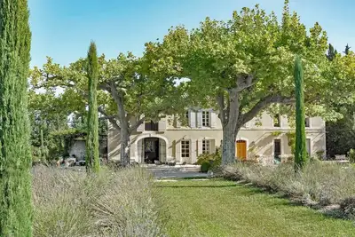 Image de Le Mas Louis Rose, piscine chauffée, tennis