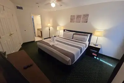 Image de Sunny Escape 1st Floor Near Disney & Universal