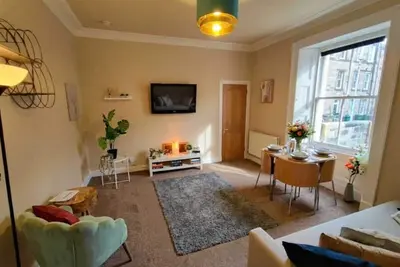 Image de Central Apartment-Free Parking-by Holiday Homes