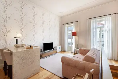 Image de Alma D’Oporto 556 – Élégant Duplex T1 au Cœur de Porto