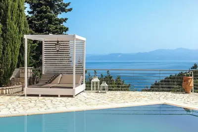 Oneiro - Trois Chambres Villa, Couchages 6