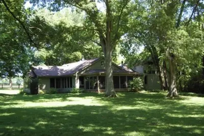 Image de Large private home in gated horse farm in the heart of horse country!