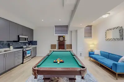 Image de 7br Villa ~100% Private & Spotless ~Pool Table