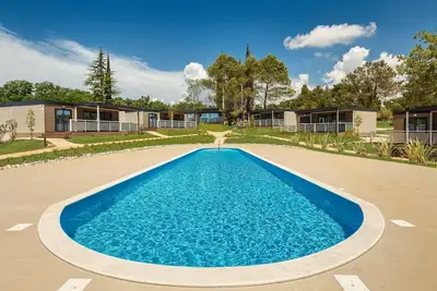 Image de Charmante caravane à Vabriga avec piscine