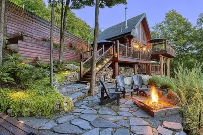 Image de The Woodland Nest 4bdr Spa-Lac supérieur