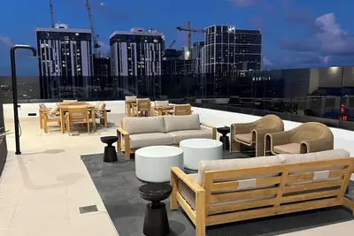 Image de New Condo in Downtown Miami 2br/2bat 312 RoofTop Pool.
