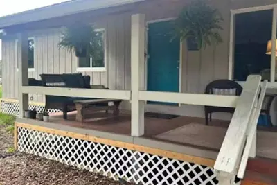 Image de 2-bedroom cottage in lovely Fort Myers with Ac