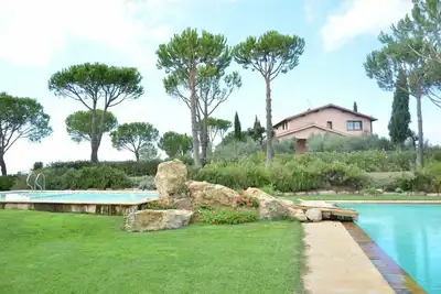 Image de Beautiful Villa in Maremma, 10 minutes from the beach. Airco, Pool, jacuzzi, gym, wellness corner