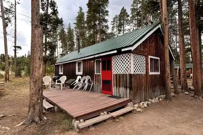 Image de Cabin #5 Serene 2-bedroom rustic cabin in Gould, perfect for a peaceful getaway.