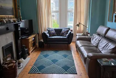 Image de Charming Edwardian house with original features.