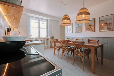 Image de Maison pour de jolies vacances à 3mn à pied de la mer et du centre ville