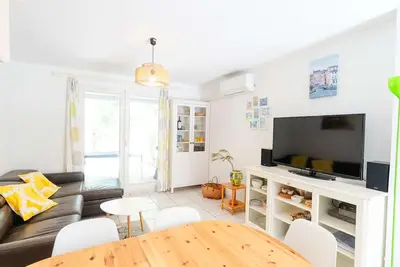 Image de Pavillon cosy 5 pers, 2 terrasses, à 150m de la plage