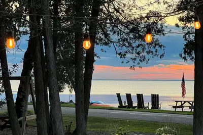 Image de Door County Sunsets, cozy cottage with private beach, year round beauty to enjoy
