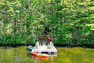 Image de Riverside on Hopkins, waterfront with dock, 4 Bed, 3 Bath